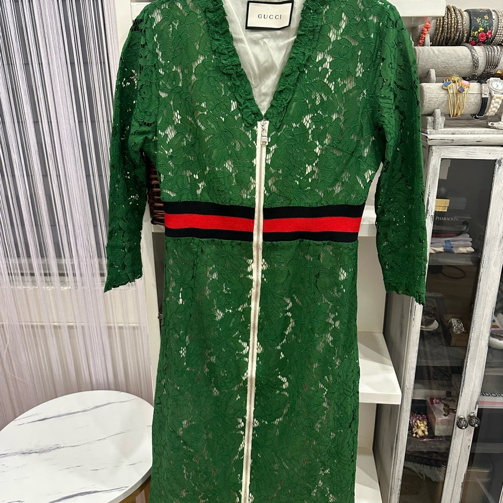 Gucci Emerald Lace Dress with Red Accents - Picture 2 of 16